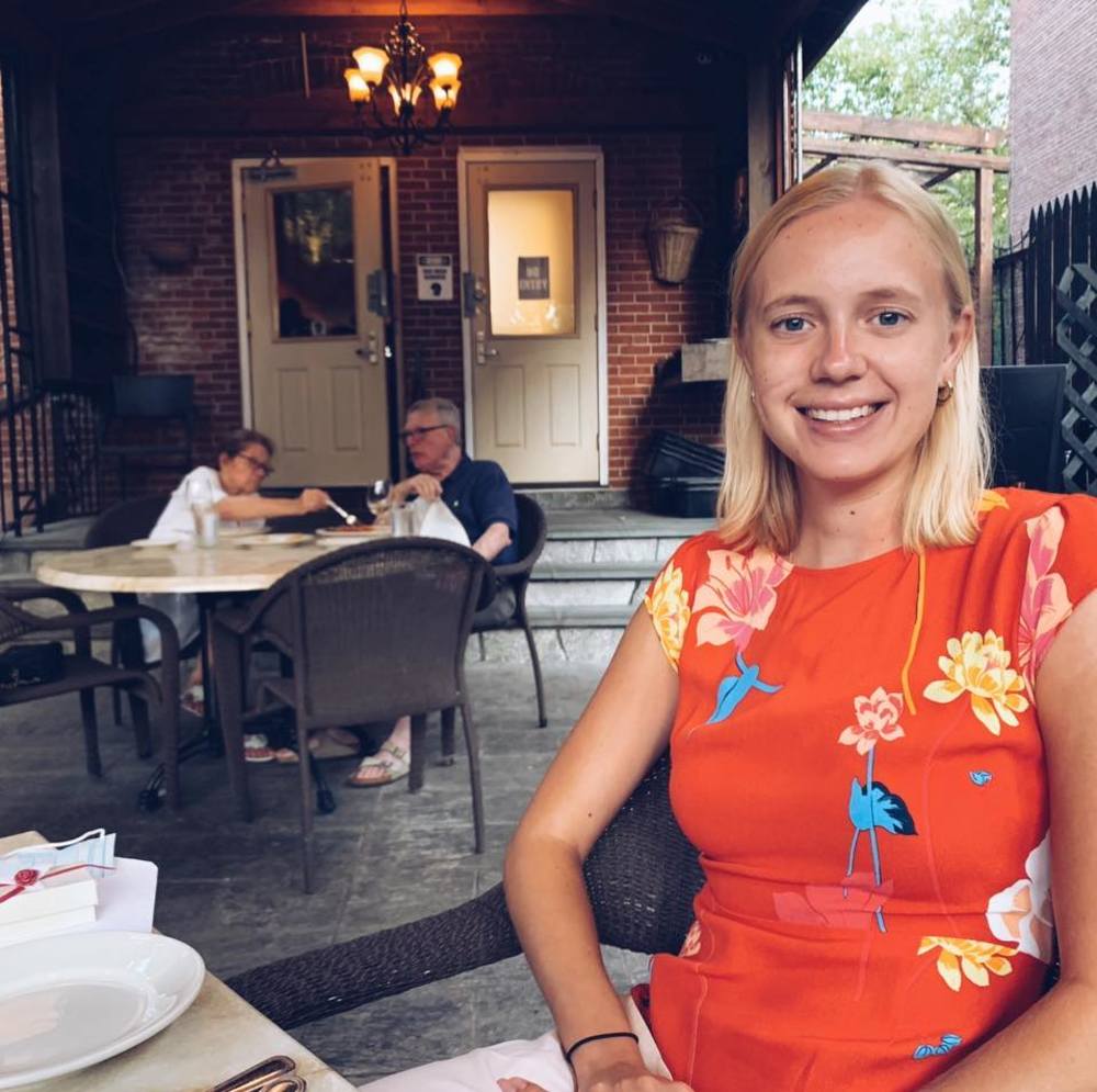 Meet your Posher, Anneliese